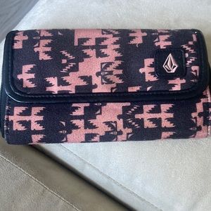 volcom wallet